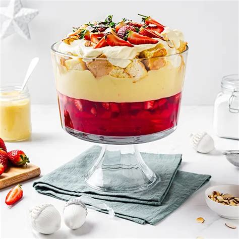 40 Easy Christmas Trifle Recipes For The Festive Season Tasty