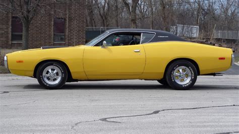 1972 Dodge Charger Nice Paint Lemon Twist Yellow See Video Stock