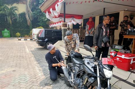 Jakbar Uji Emisi Ratusan Kendaraan Di Palmerah Guna Tekan Polusi Udara