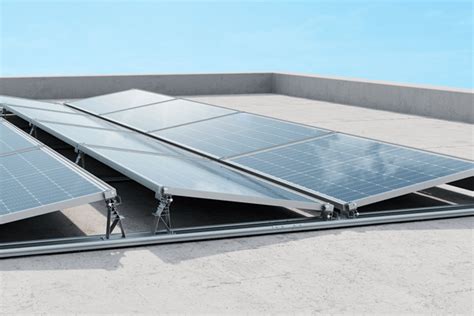 Fotovoltaico IBC Solar Presenta Sistema Di Montaggio Per Tetti Piani