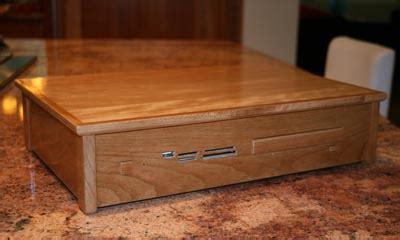 Wooden Computer Case – HardLikeSoftware