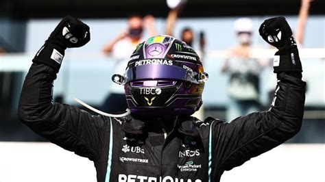 Formule 1 2021 Hamilton Est Capable De Garder Son Sang Froid Dans