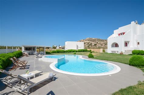 Edem Villas Naxos Plaka Beach Location Orkos Beach Water Sports