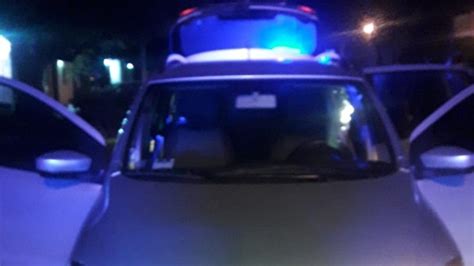 Tres detenidos y un auto secuestrado por amenazas con arma al dueño de