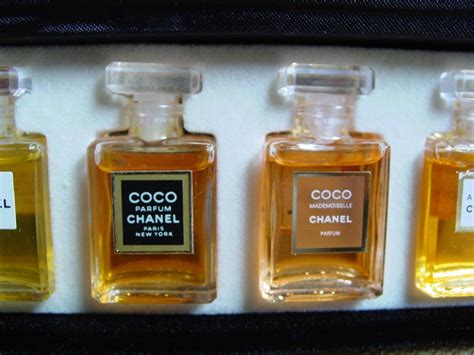 Chanel N°5 N°19 Coco Mademoiselle And Allure Miniature Perfume T Set