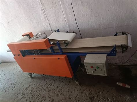 Roller 2 Feet Semi Automatic Chapati Making Machine For Commercial