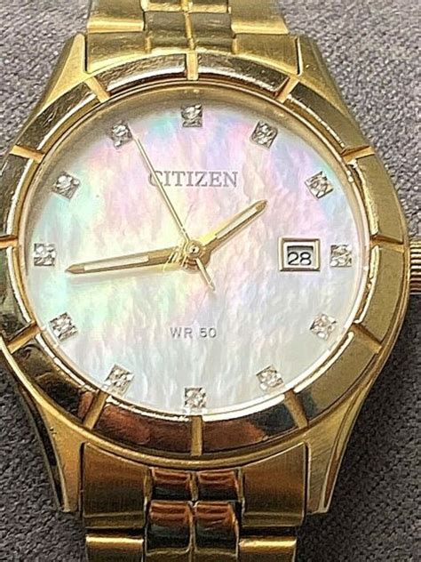 Citizen Womens Quartz Wr 50 Watch With Day Crystal Mother Of Pearl Face For Sale Online Ebay