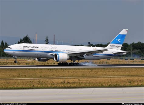 9k Aob Kuwait Airways Boeing 777 269er Photo By Andreas Traxler Id