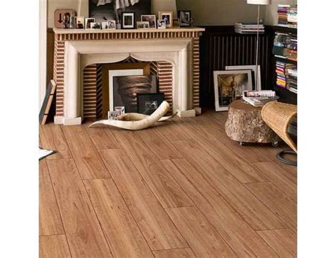 Clix Laminate Xl Blackbutt Mint Floors And Shutters