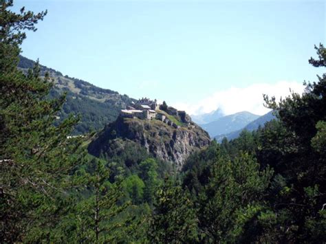 La via ferrata de Fort Queyras à Château Ville Vieille