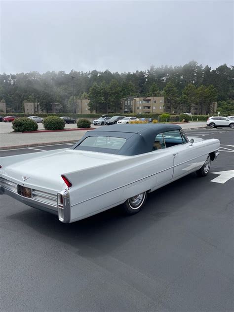 Cadillac Deville Convertible Convertible White Rwd Automatic