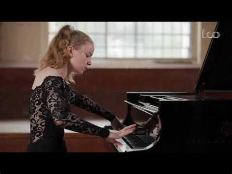 Elisabeth Brauß BBC New Generation Artist 1st performance of