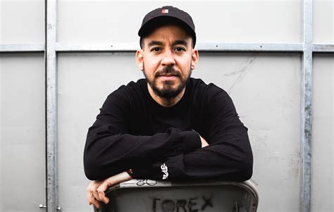 Mike Shinoda On Writing An Album On Twitch 20 Years Of Hybrid Theory