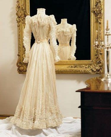 Marie Valérie robe Edwardianisches kleid Kleider Viktorianische kleider