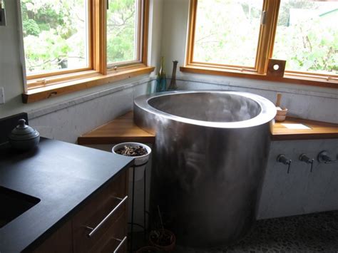 19 Japanese Soaking Tubs That Bring the Ultimate Comfort