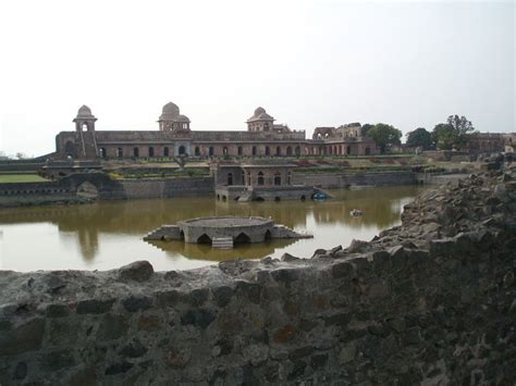 Mandu, Jahaz Mahal - India Travel Forum | IndiaMike.com