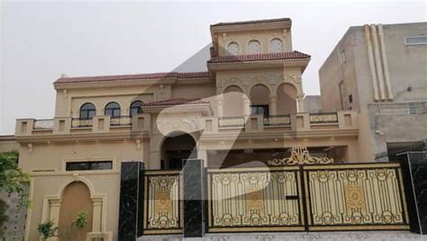 1 Kanal Beautiful Double Story House For Sale In A Block Nasheman E