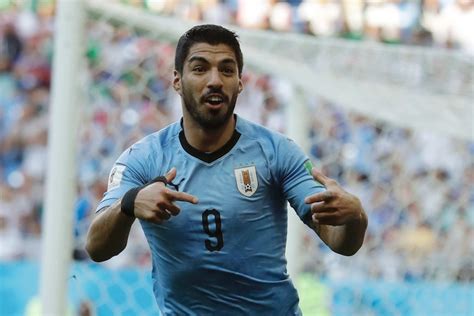 World Cup: Luis Suarez sends Uruguay past Saudi Arabia into the second ...