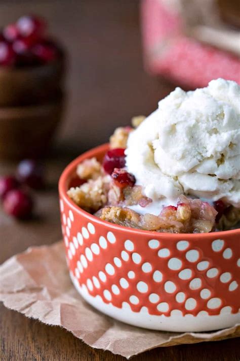 Slow Cooker Cranberry Apple Crisp Is An Easy Crock Pot Dessert Recipe