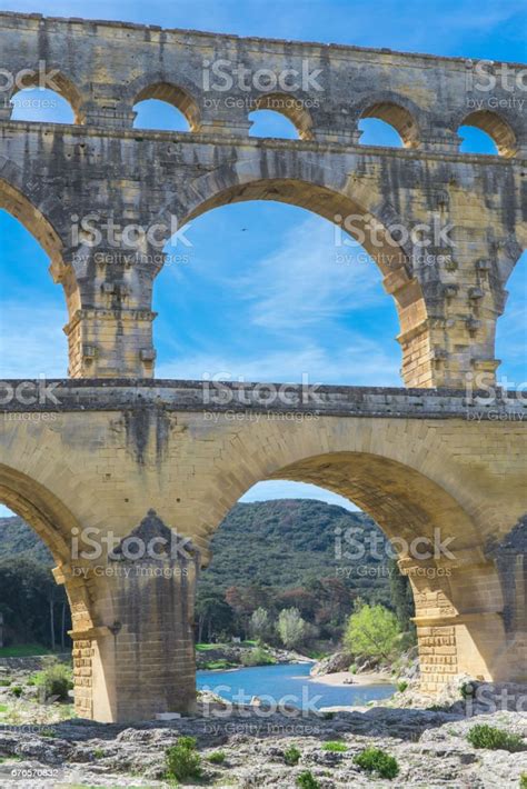 Pont Du Gard Aqueduct Stock Photo - Download Image Now - Ancient ...