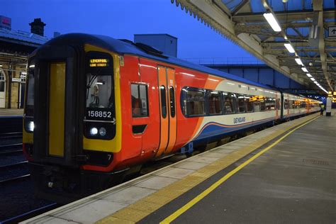 East Midlands Trains Class 158 158852 Seen Departing Shef Flickr