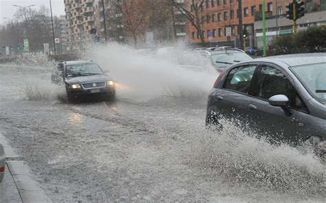 Maltempo In Emilia Romagna Lallerta Della Protezione Civile