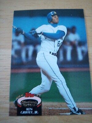 THE KID 1992 Topps Stadium Club Ken Griffey Jr 400 Print Error On