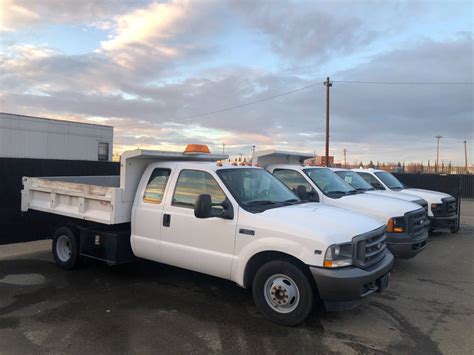 2007 Ford F350 GAS Dump Truck 69k miles. Sold. - Neat Trucks