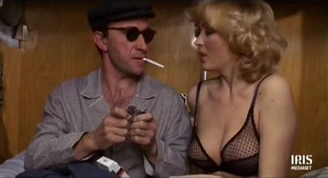 Nude video celebs María Baxa sexy Belli e brutti ridono tutti