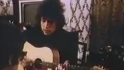 O Document Rio Quase Secreto De Bob Dylan Pop Fantasma