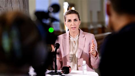 Mette Frederiksen I Cavling Tale Politikere Og Journalister Har Et