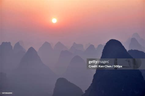 Yangshuo Sunrise2 High-Res Stock Photo - Getty Images