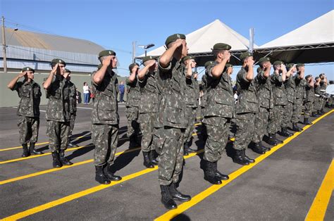 Reservistas licenciados devem regularizar situação na Junta Militar até ...