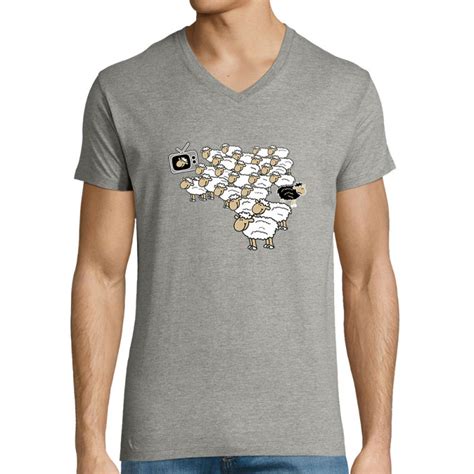 T Shirt Homme Col V Moutons