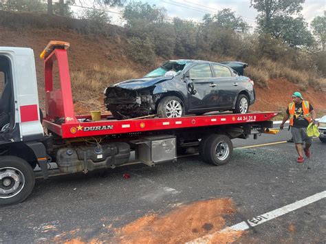 Se Registra Accidente En La Autopista Siglo Hay Heridos