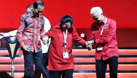 Nusabali Jokowi Mega Ganjar Pamer Kekompakan