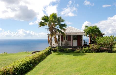 St Kitts and Nevis: Free Family Passports - Astons