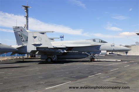 The Aviation Photo Company Latest Additions Us Navy Vfa