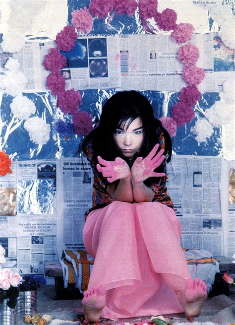 Bjork Photo 35 Of 186 Pics Wallpaper Photo 13632 Theplace2