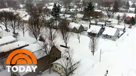 Winter Storm Wreaks Havoc On Air Travel Youtube