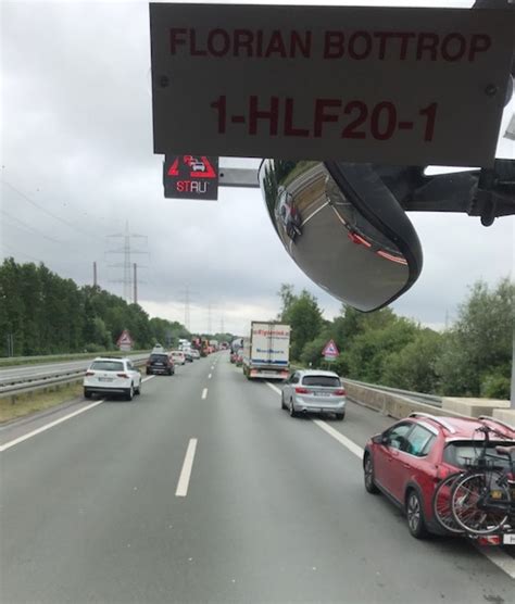 Verkehrsunfall Bab A Mit Sieben Verletzten Einsatzbericht Bottrop