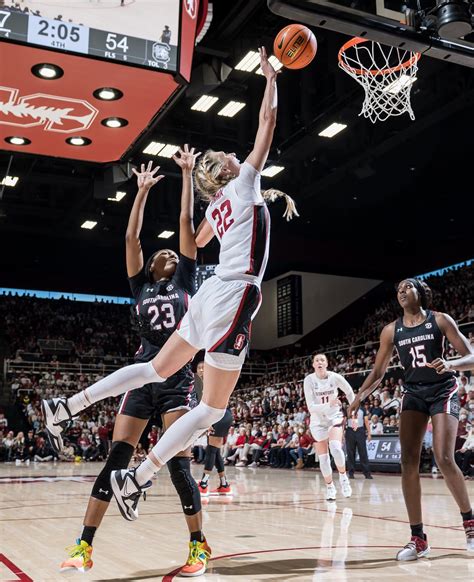 Wnba模拟选秀：“女库里”克拉克预测状元 库里教妹布林克榜眼 直播吧