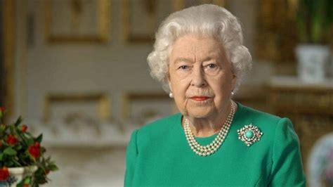 Elizabeth Ii Toujours Aussi Affaiblie Cette Nouvelle Photo De La