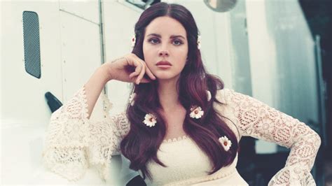 Lana Del Rey Postpones Performance in Israel – The Current