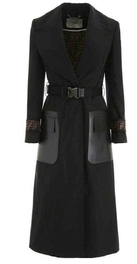 Pin af Людмила Петрова på Coats,raincoats