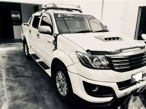 Toyota Hilux Vigo (Thailand) for urgent sale Islamabad Hilux for Sale