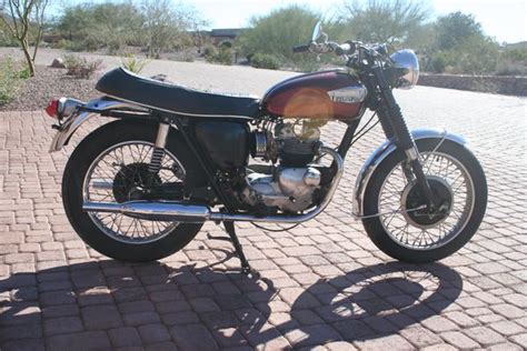 Waynes Triumph Motorcycles Our 1967 Triumph T100r Daytona Is Finally