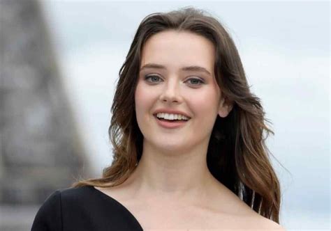 5 Reasons Why We Love Katherine Langford Iwmbuzz