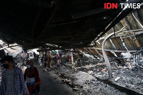 Kerugian Dari Kebakaran Relokasi Pasar Johar Semarang Rp