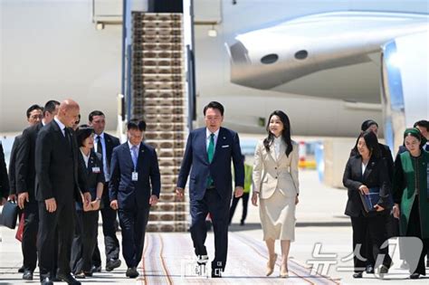 투르크 국견 알라바이 선보이자김건희 여사 한국엔 진돗개 머니s